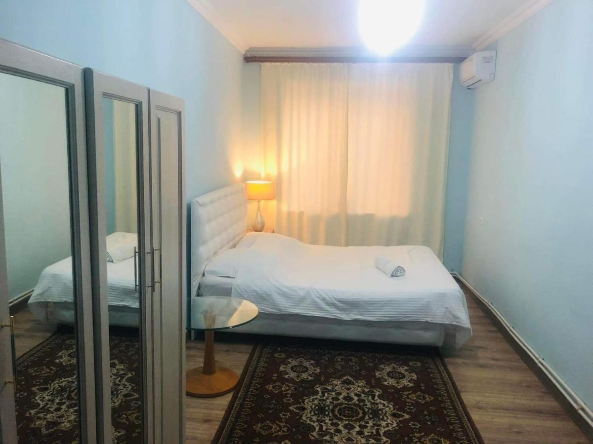 Republic Square Apartment Erivan Dış mekan fotoğraf